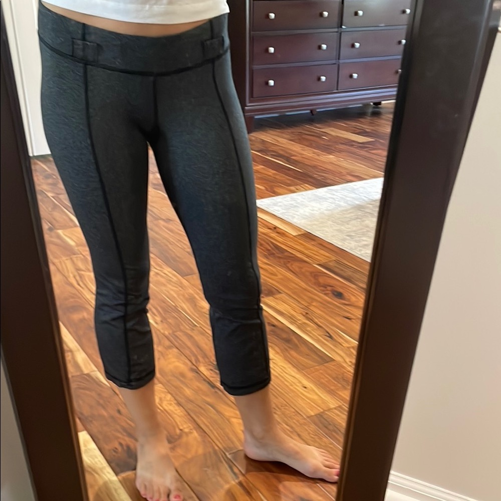 Lululemon Capri Black Leggings